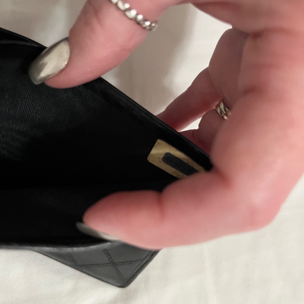 Authentic Chanel wallet - Picture 9 of 9